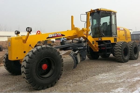China XCMG 215HP Motor Grader Machine GR215 With 450mm Max. Lift Above Ground  And Front Blade supplier