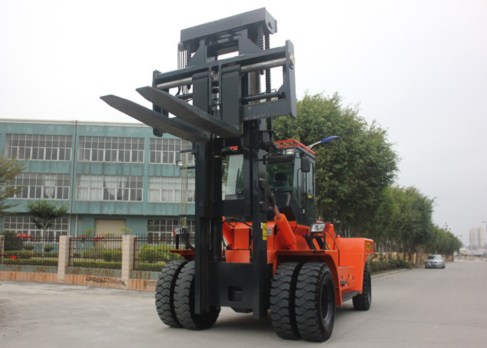 15 Ton Heavy Duty Diesel Industri Forklift Cpcd150 Untuk Konstruksi Transportasi